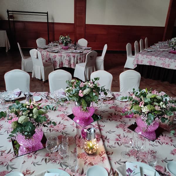 Decoración floral para banquetes de Musa Floristas